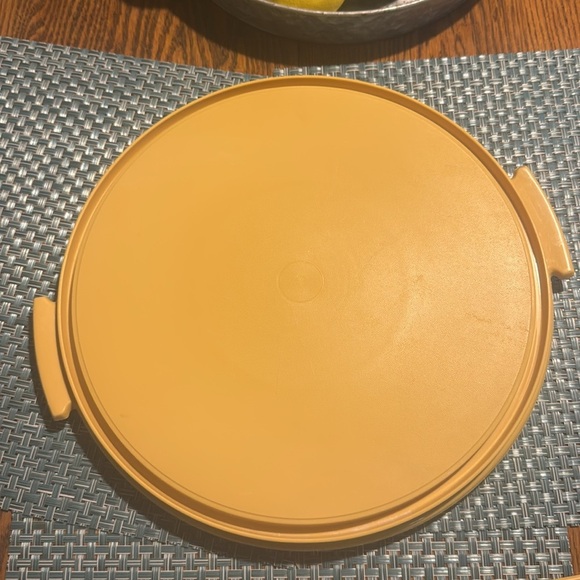 Vintage Tupperware Large Cake Carrier - Picture 5 of 7